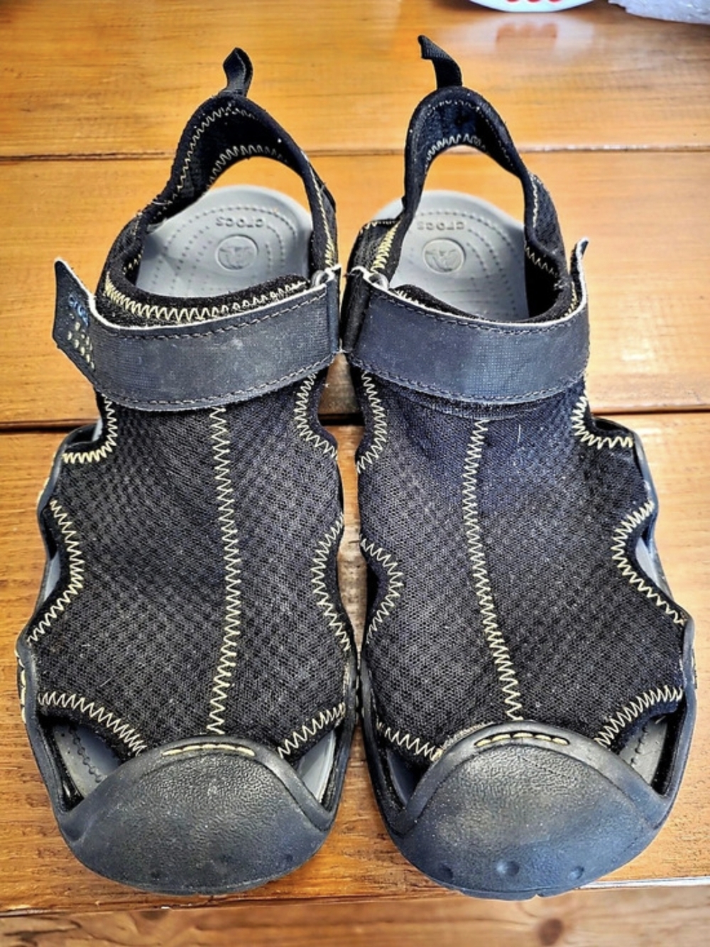 Crocs Swiftwater Mesh Deck Sandal Black Sandals US 10